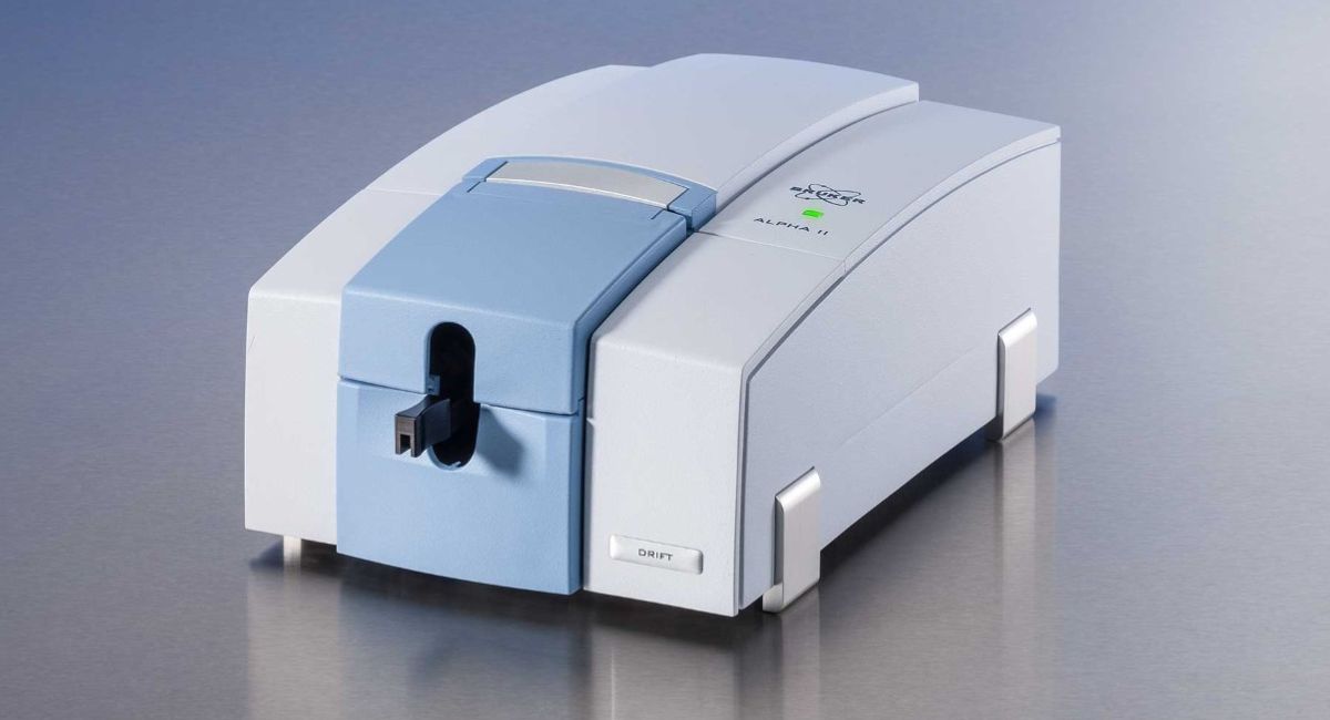 Bruker FTIR